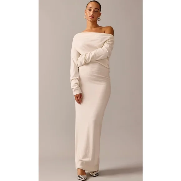 Limited-edition Anna October© X J.Crew cashmere off-the-shoulder sweater-dress - Picture 2 of 11